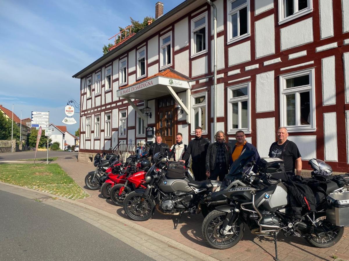 Landgasthof-Hotel Zur Linde Großenlüder エクステリア 写真
